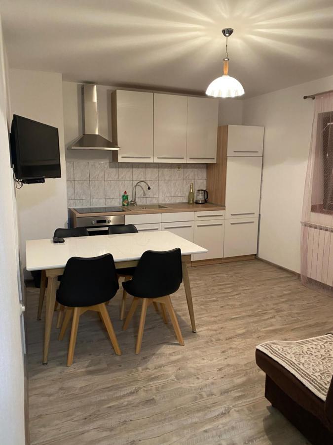 Apartman Laura Smoljanac Eksteriør billede