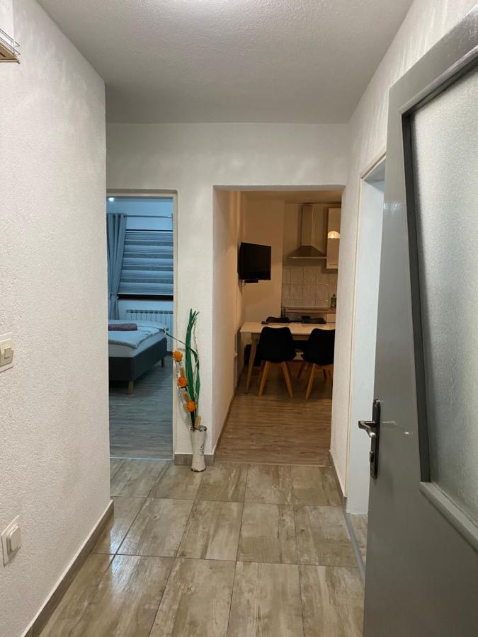 Apartman Laura Smoljanac Eksteriør billede