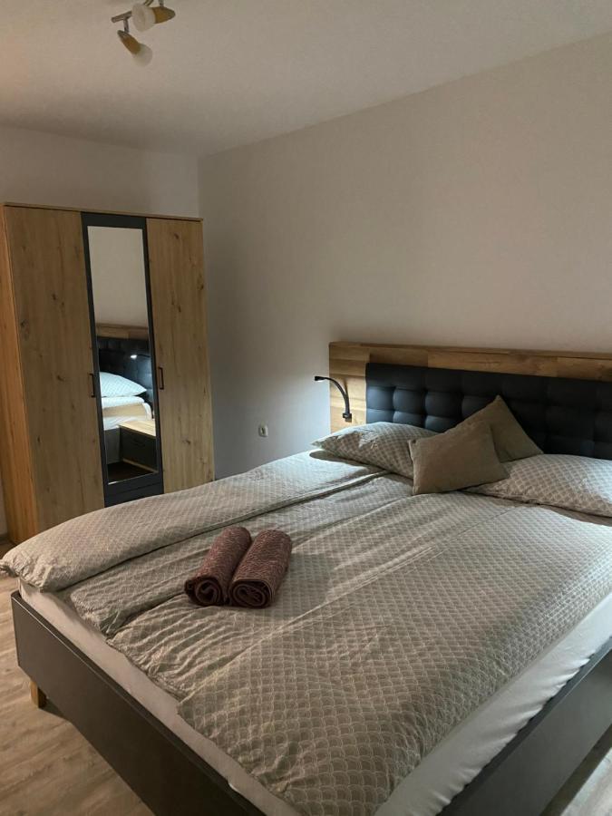 Apartman Laura Smoljanac Eksteriør billede