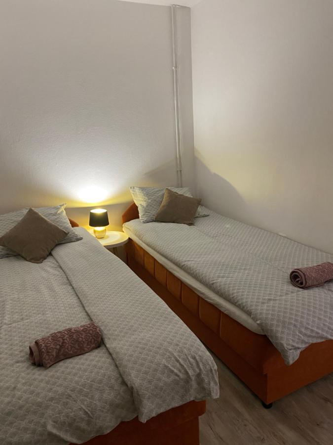 Apartman Laura Smoljanac Eksteriør billede